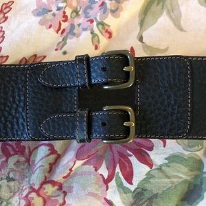 Vtg Y2K ANN TAYLOR LOFT Size Medium Dual Buckle Belt LEATHER Dual Buckle Brass